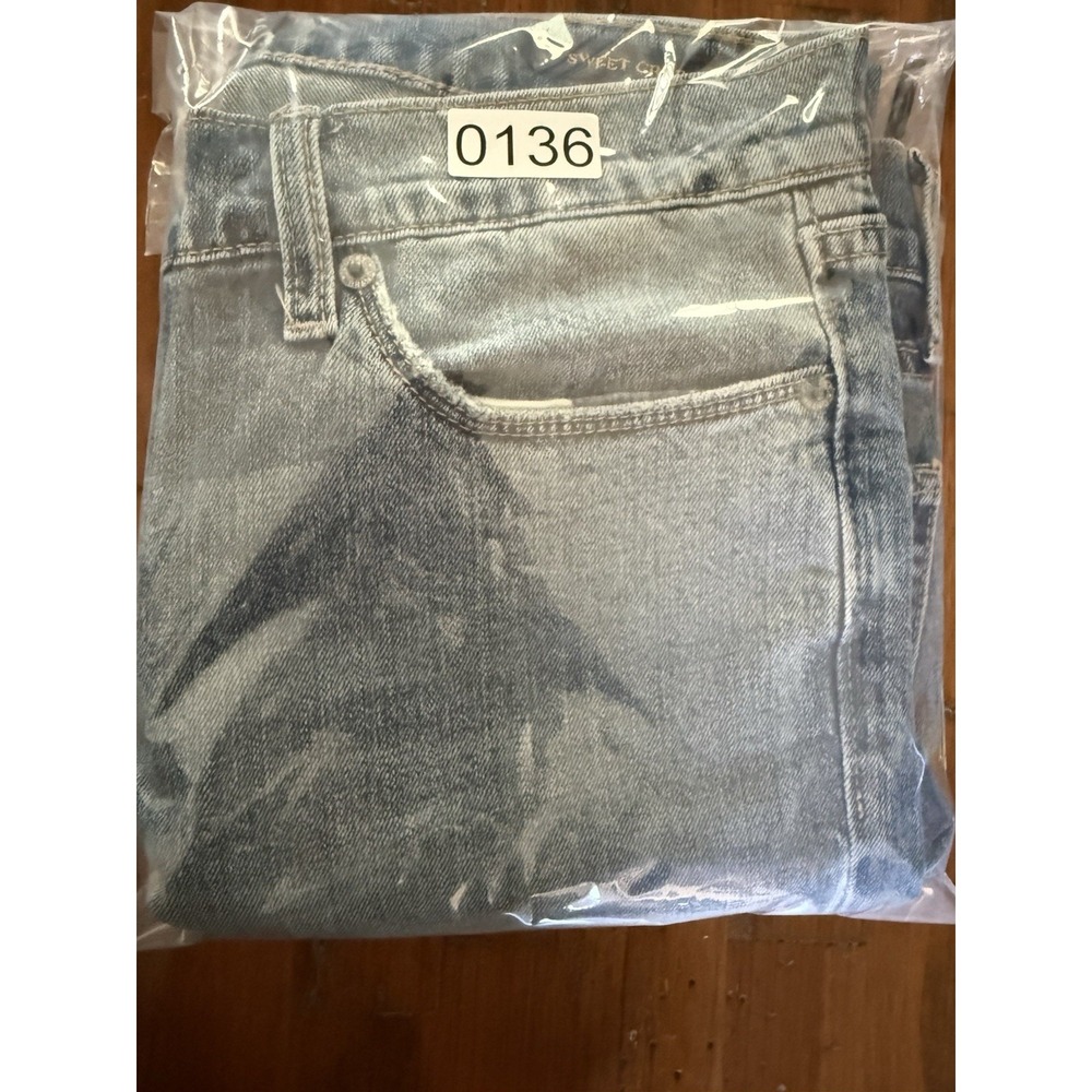 Lucky Brand Sweet Crop Jeans Womens 12 Light Wash Embroidered Hem Boho - Picture 9 of 9